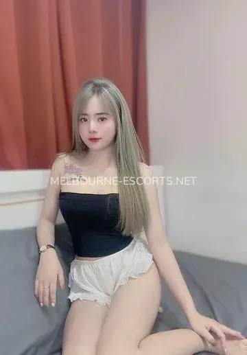 Melbourne escorts Emilia — 3