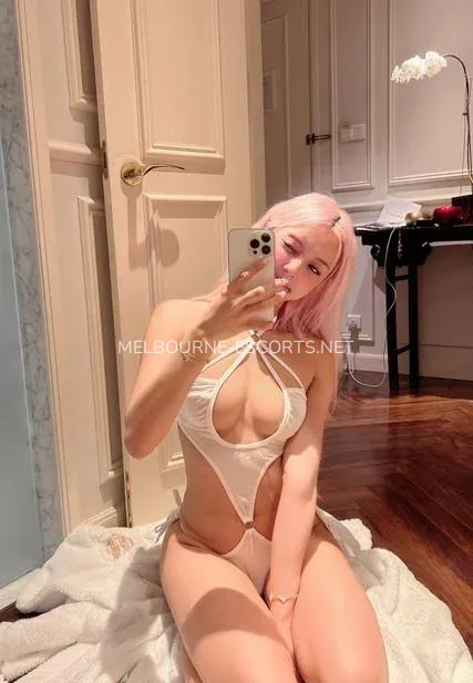 Melbourne escorts Kira — 4