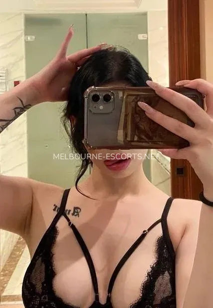 Melbourne escorts Kira — 4