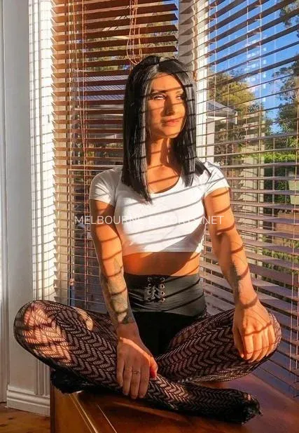 Melbourne escorts Lauren — 7
