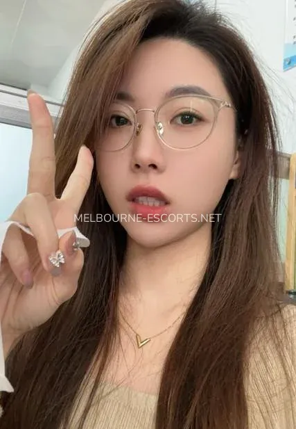 Melbourne escorts Maj — 3