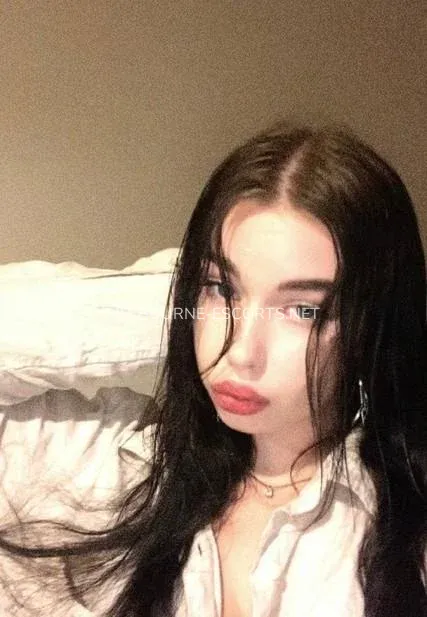 Melbourne escorts Kira — 3