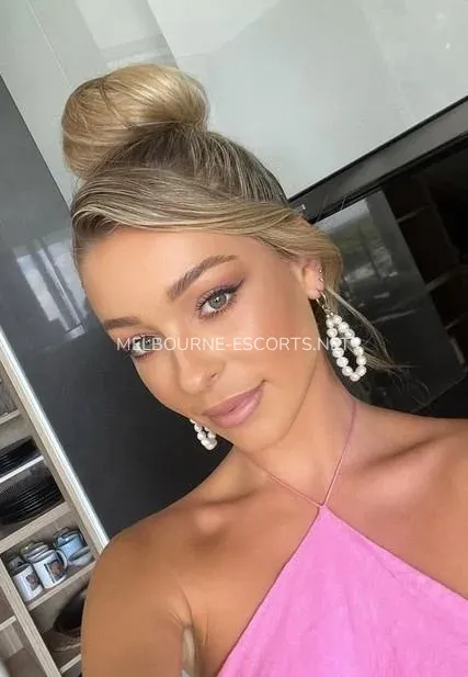 Melbourne escorts Pia — 1