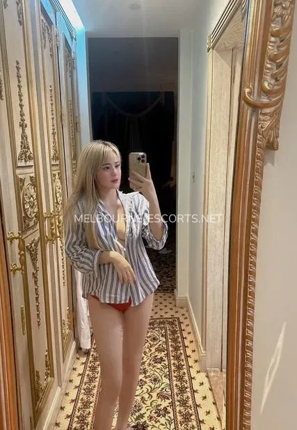 Melbourne escorts Emilia — 5