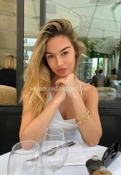 Melbourne escorts Selena — 3